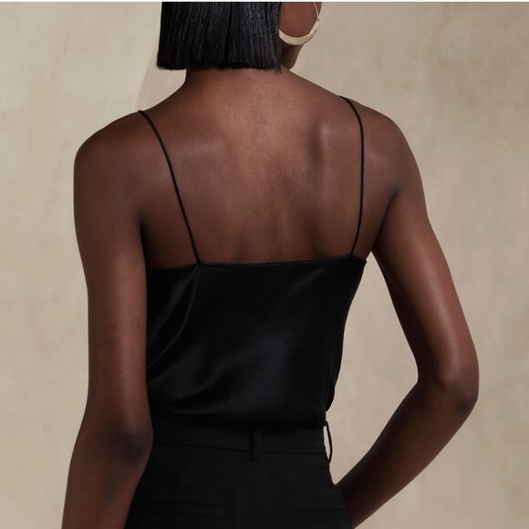 NWT Charlotte Silk Camisole Banana Republic in Ivory/Champaign - Picture 5 of 7